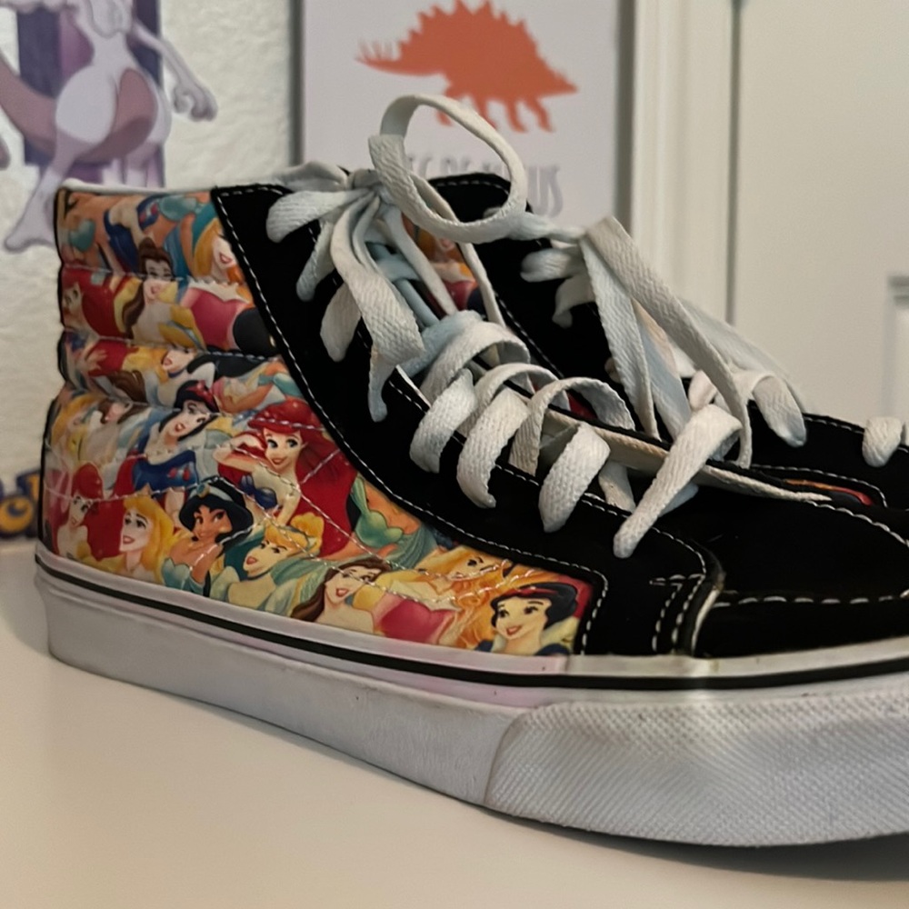 Disney Vans womens
